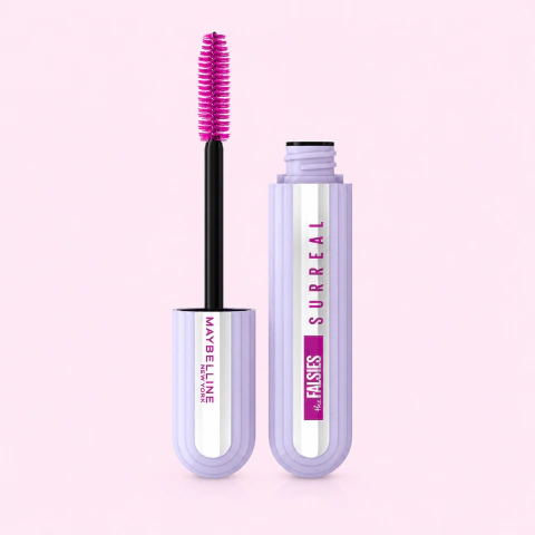 Máscara de pestañas The Falsies Surreal Extensions Maybelline con efecto extensiones, 10X volumen y +36% longitud.