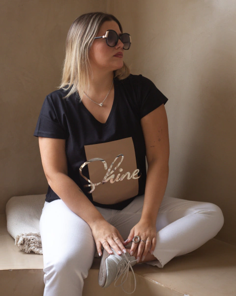 Remera Shine - Negra
