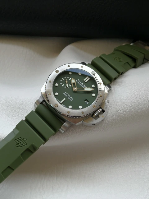 Panerai Submersible Verde Militare