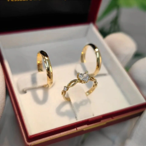 Alianças Classic + Anel solitário Heart Casamento E Noivado Moeda