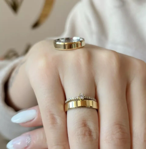 Alianças Alabama + Anel Solitário Sorraya Casamento E Noivado Moeda