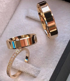 Alianças Alabama + Meia aliança Delicate Casamento e Noivado em Ouro 10k