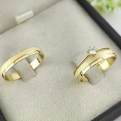 Alianças Amsterdã Casamento e Noivado em Ouro 10k