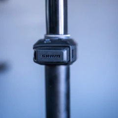Canote Retrátil Rockshox Reverb Axs B2 34.9mm 150mm Curso - Rock Shox - Minas Bike Lavras