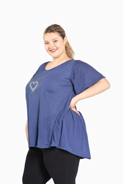 Remera de Butoné con Aplique