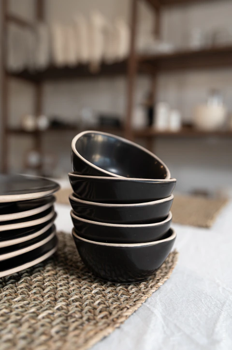 BOWL NEGRO BORDE NATURAL 11 CM