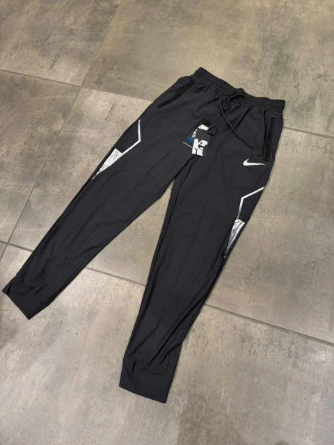 PANTALON DEPORTIVO NIKE 6