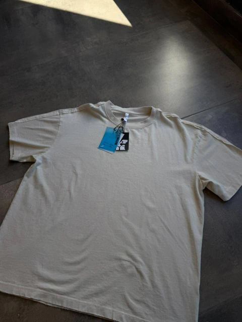 REMERA OVERSIZE IMPORTADA
