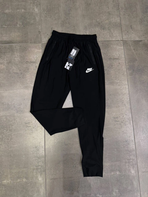 PANTALON NIKE ELASTIZADO 4