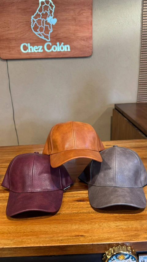 GORRA ECOCUERO