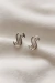 Aretes pequeños en plata 950 con diseño de filigrana Momposina en forma de S que refleja la RIQUEZA MOMPOSINA