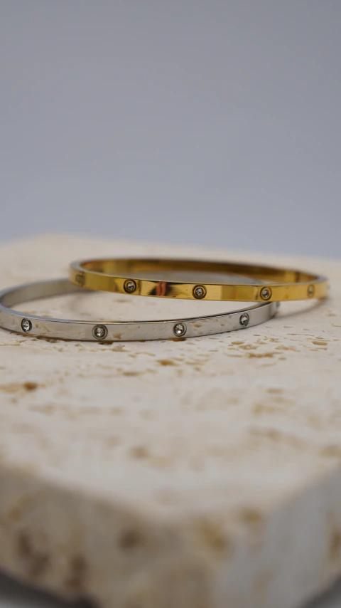 Bracelete Rivet