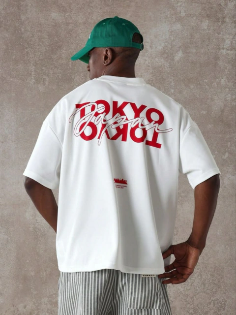 Remera Oversize Tokio — Blanca (curva completa)