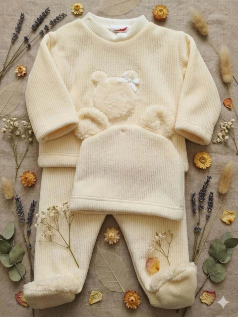 Conjunto con gorrito y peluche Oferta