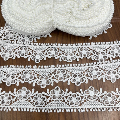 Guipir Soft delicado - 4,5 cm largura
