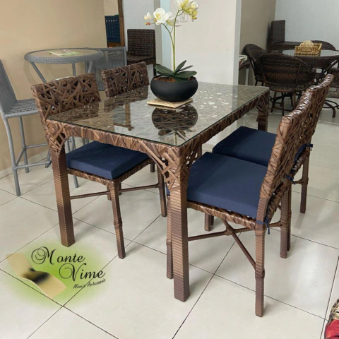 Conjunto de Mesa retangular com 4 cadeiras Arba trama vazada