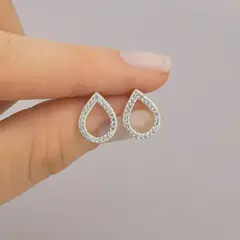 Brinco Gota Vazado Cravejado - comprar online