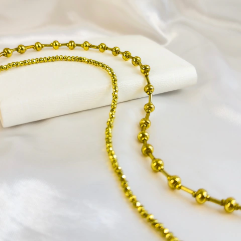 Collar Dorado de Cristales