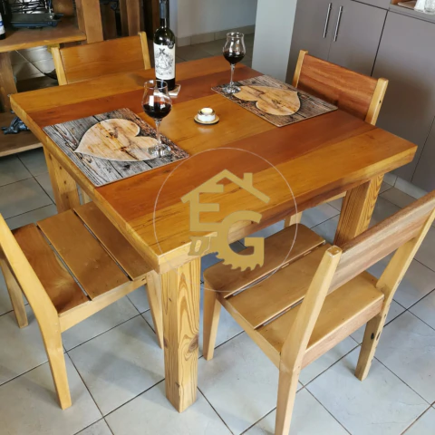 Juego de comedor Estancia