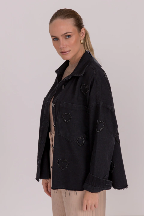 Camisa Sarja Oversized Bordado Coração Adele - Preta