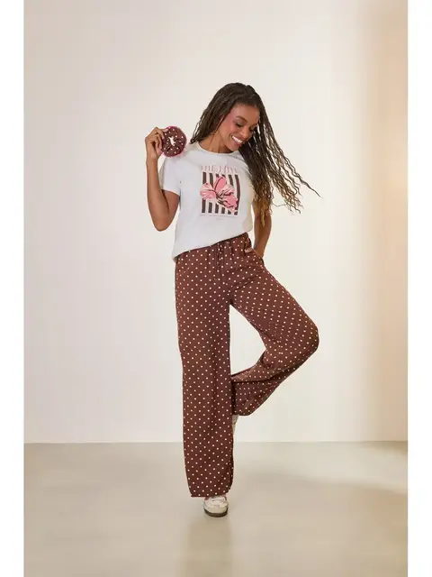 T-shirt com Scrunchie