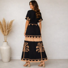 Vestido longo boêmio preto com detalhes bege – Tamanho Único - comprar online