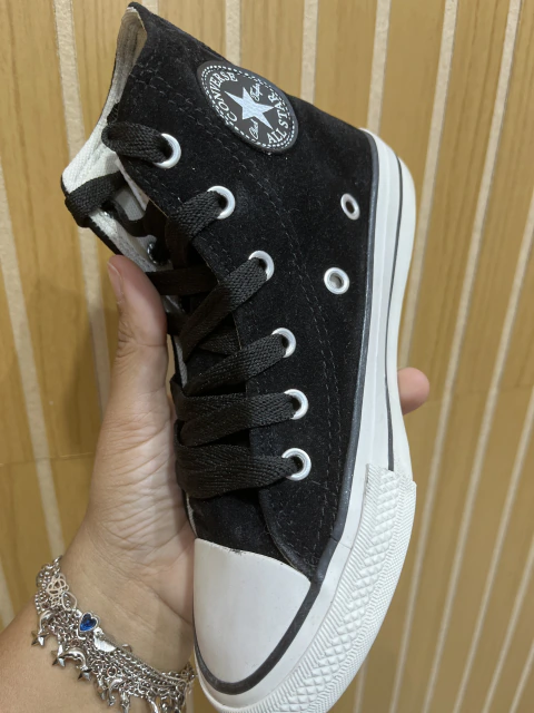 Tênis All Star Preto camurça cano alto -