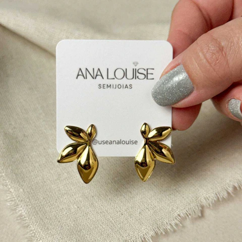 Brinco Flora Banhado em Ouro 18K Design Orgânico