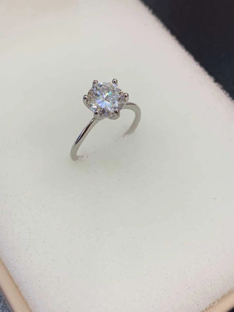 Anel de Noivado Prata 925 e Moissanite
