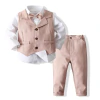 Conjunto de 3 peças para bebês meninos com camisa social + gravata borboleta + colete e calça - Castor Bezerra