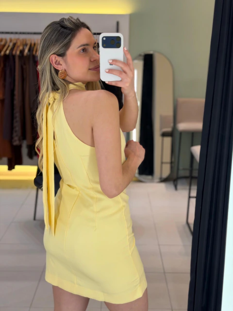 Vestido Curto Frente Única