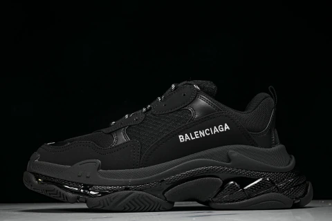 Balenciaga Triple S