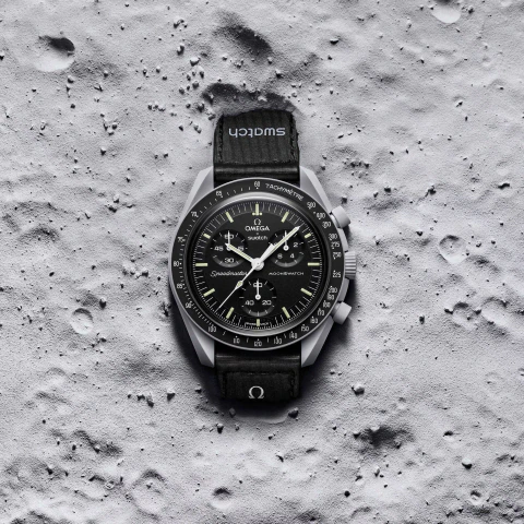 Reloj Bioceramic MoonSwatch collection Mission to the Moon OS005