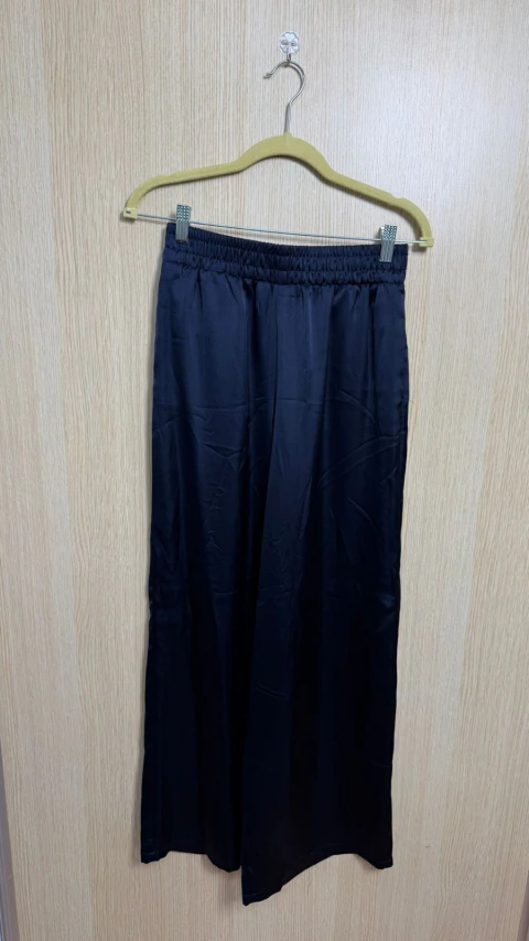 Pantalón Zara