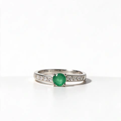 Anillo Elegance esmeralda en internet