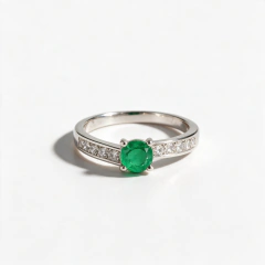 Anillo Elegance esmeralda