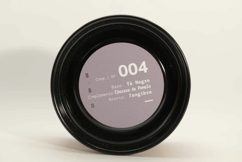 Blend 004 · Té Negro, Cáscara de Pomelo & Jengibre