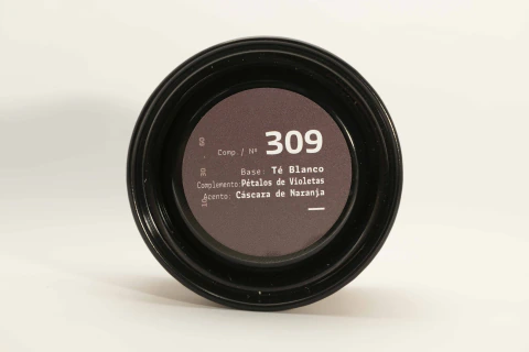 Blend 309 · Té Blanco, Pétalos de Violetas & Cáscara de Naranja
