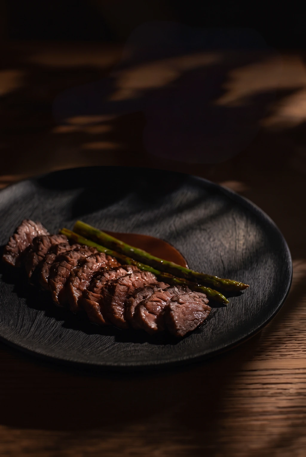 Plato Kur&uuml; con carne y esp&aacute;rragos