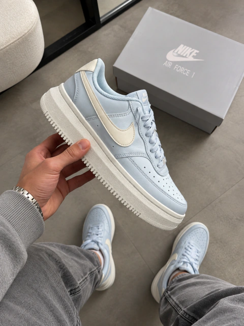 NIKE COURT VISION