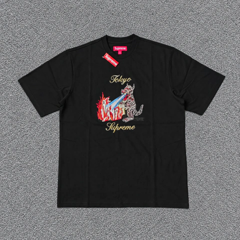 Remera Tokyo SUPREME