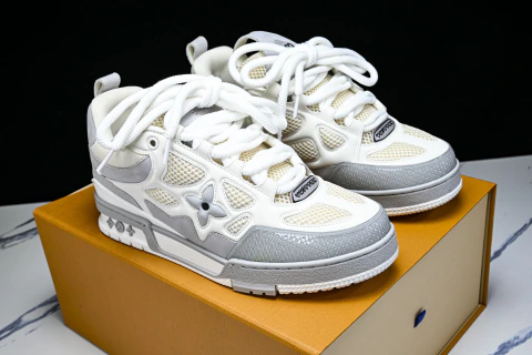 Tênis Louis Vuitton LV Skate Branco e Cinza