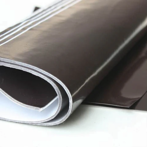 Rollo de 1mt. de iman flexible de 0,3x620mm C/Adhesivo