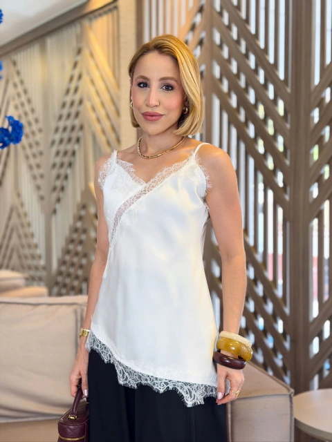Blusa Luísa Renda Cetim