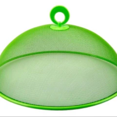 Tela protetora de alimentos verde em aço com pintura eletrostática, formato redondo com alça superior