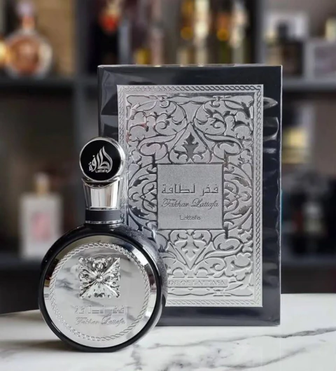 Lattafa Fakhar Black 100ML
