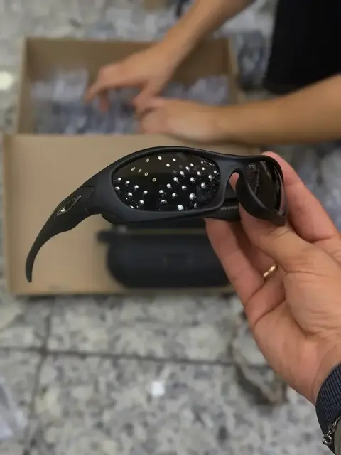 Óculos Monster