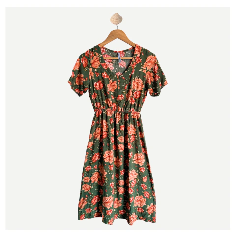 Jardim de Coral · Vestido midi floral