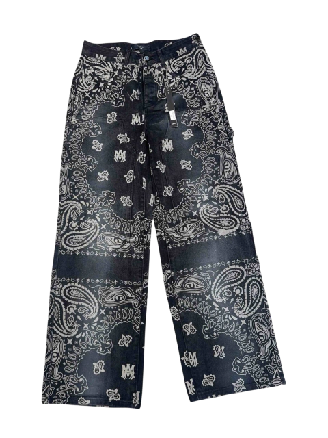 Baggy jeans