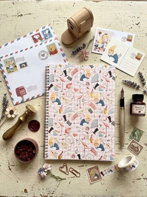 Caderno Encantado da Alice